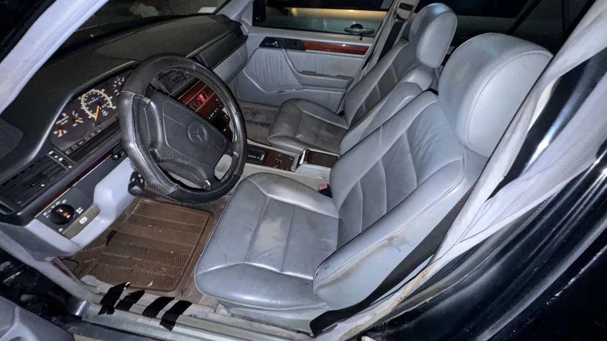 1995 Mercedes-Benz W124 E-Class - Image 7 of 16