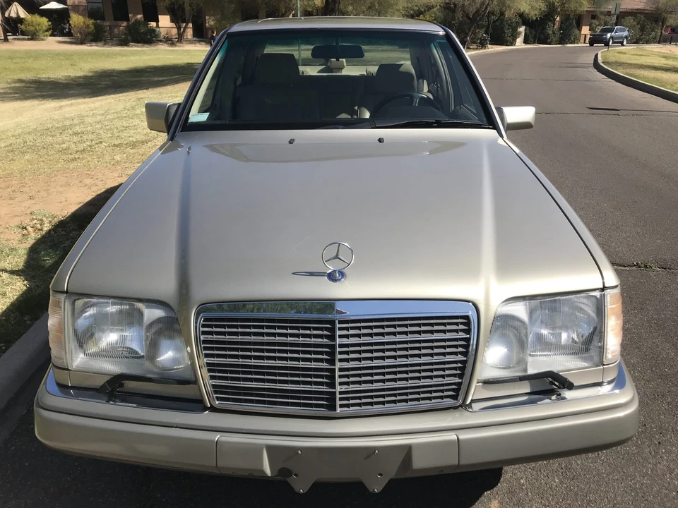 1995 Mercedes-Benz W124 E-Class - Image 7 of 31