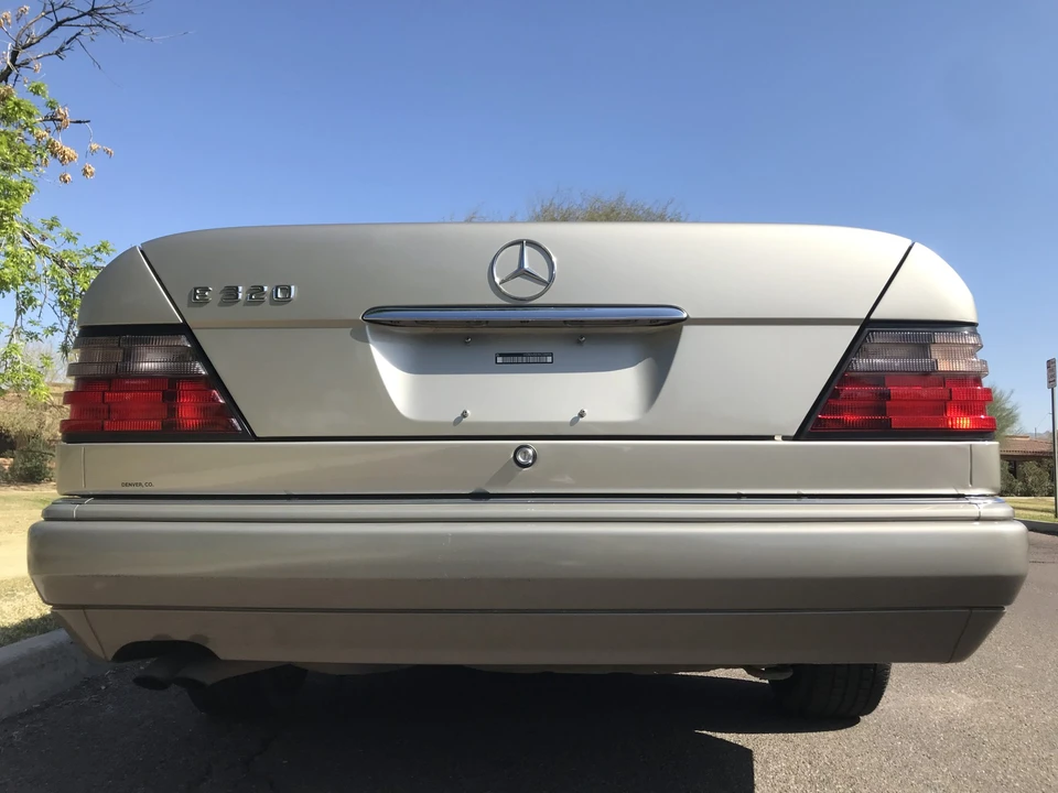 1995 Mercedes-Benz W124 E-Class - Image 16 of 31