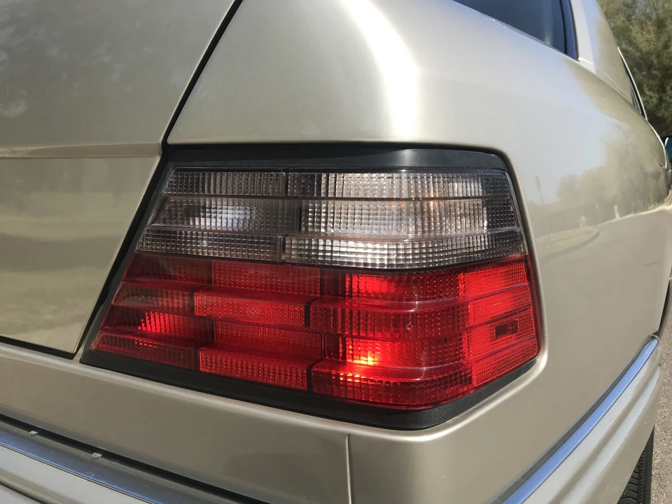 1995 Mercedes-Benz W124 E-Class - Image 31 of 31