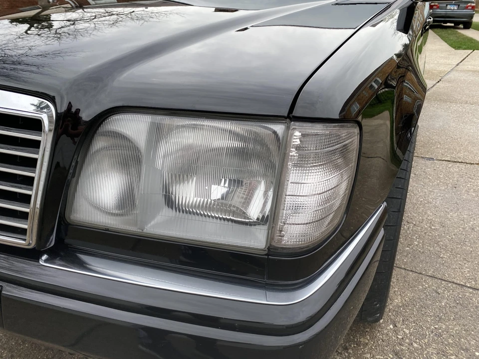 1995 Mercedes-Benz W124 E-Class - Image 15 of 31