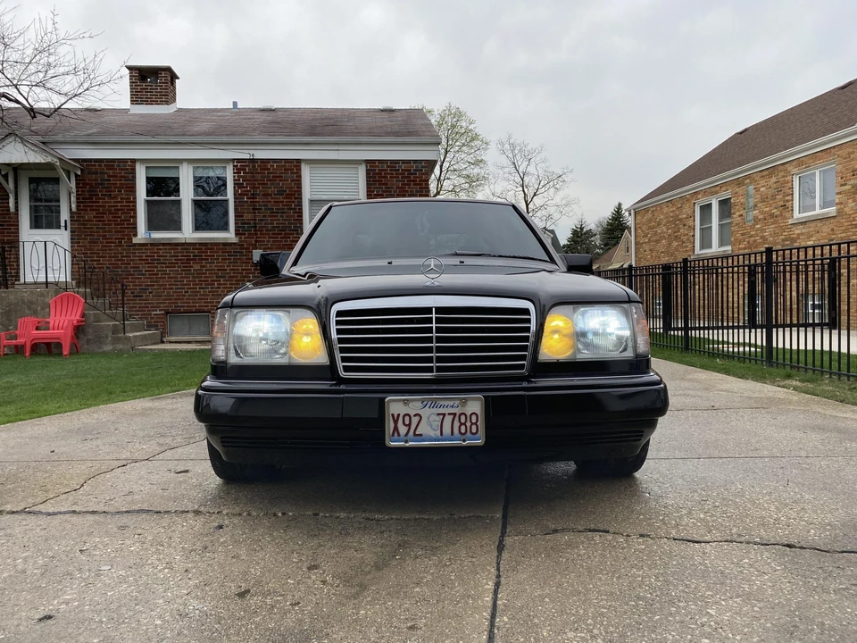 1995 Mercedes-Benz W124 E-Class - Image 13 of 31