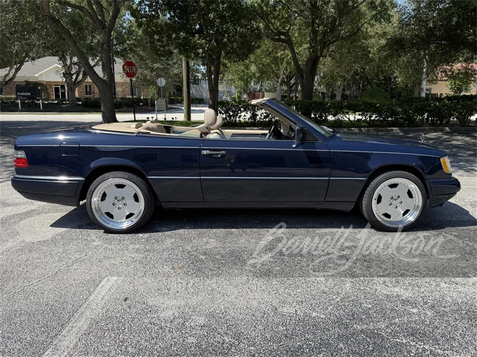 1995 Mercedes-Benz W124 E-Class - Image 2 of 5