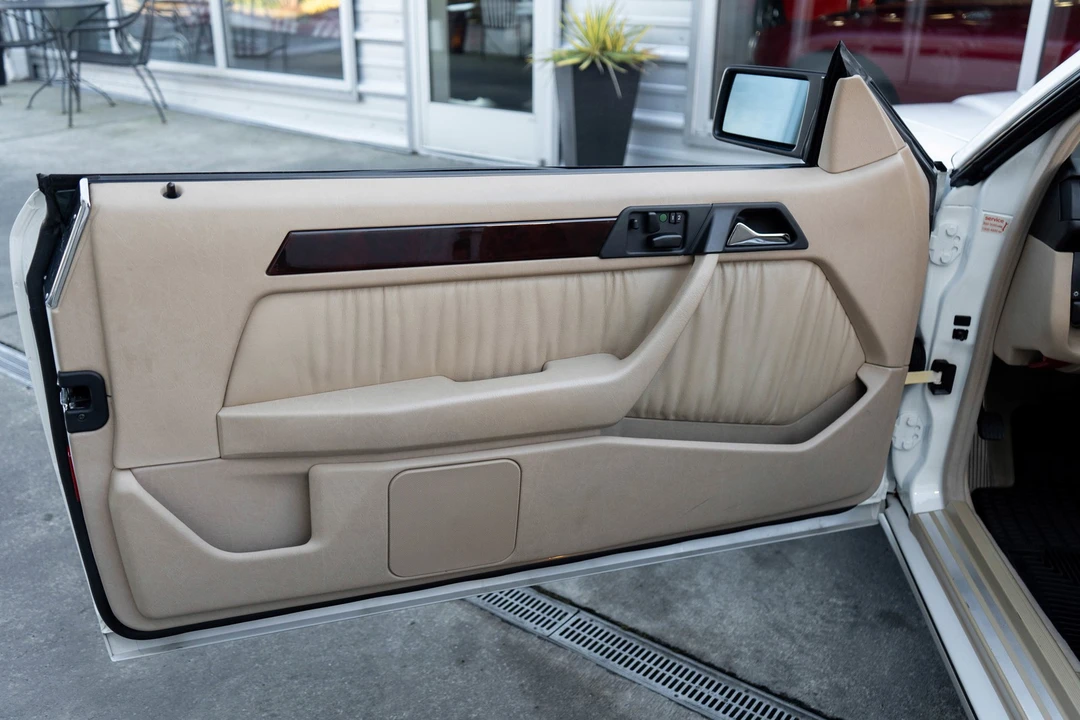 1995 Mercedes-Benz W124 E-Class - Image 9 of 31