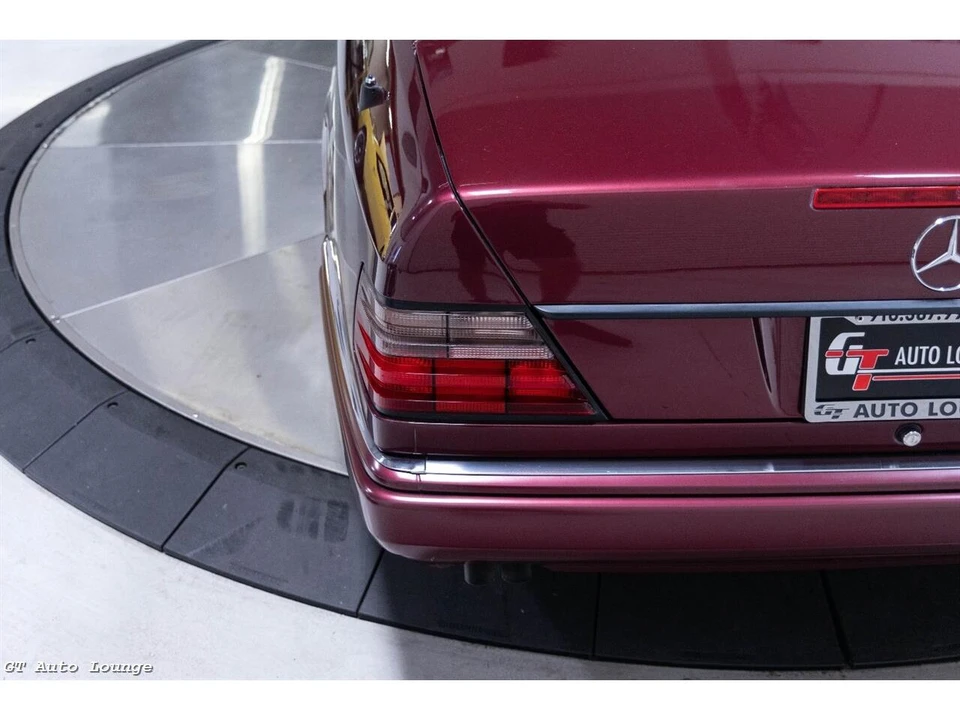 1995 Mercedes-Benz W124 E-Class - Image 25 of 31