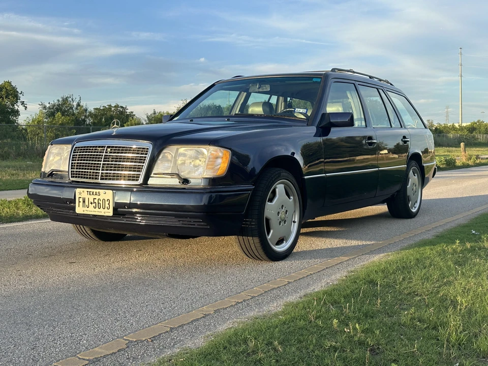 1995 Mercedes-Benz - Image 4 of 31