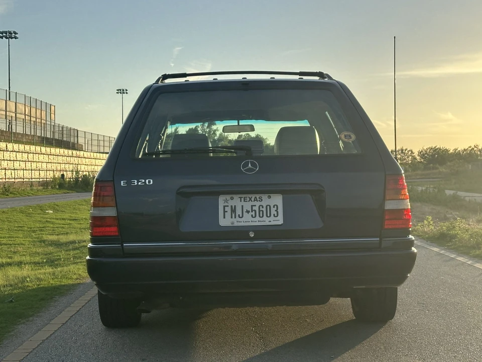 1995 Mercedes-Benz - Image 25 of 31