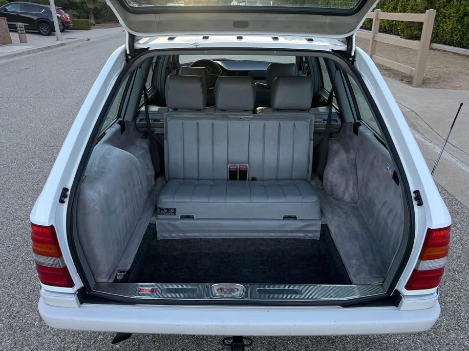 1995 Mercedes-Benz W124 E-Class - Image 17 of 20