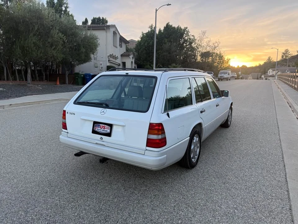 1995 Mercedes-Benz W124 E-Class - Image 5 of 20