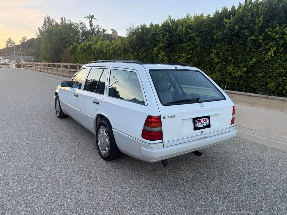 1995 Mercedes-Benz W124 E-Class - Image 6 of 20