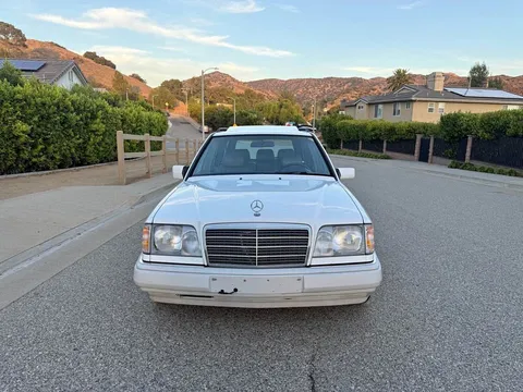 1995 Mercedes-Benz E320 Wagon