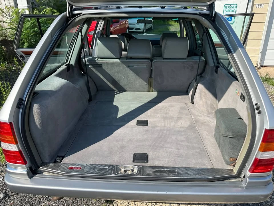 1995 Mercedes-Benz W124 E-Class - Image 18 of 19