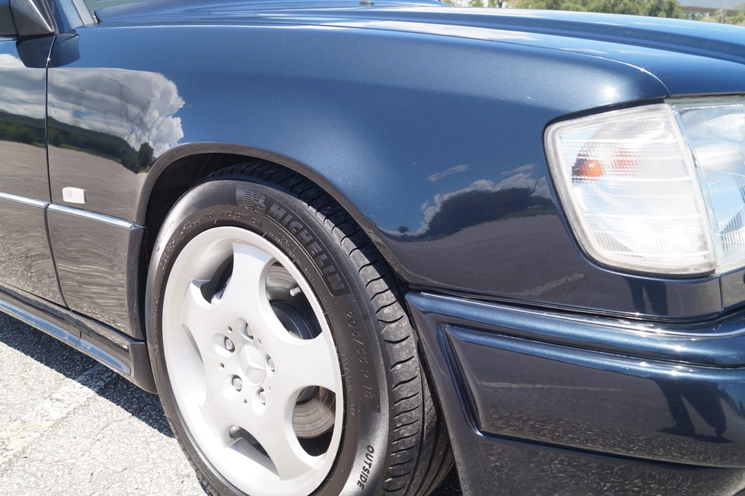 1995 Mercedes-Benz W124 E-Class - Image 25 of 31