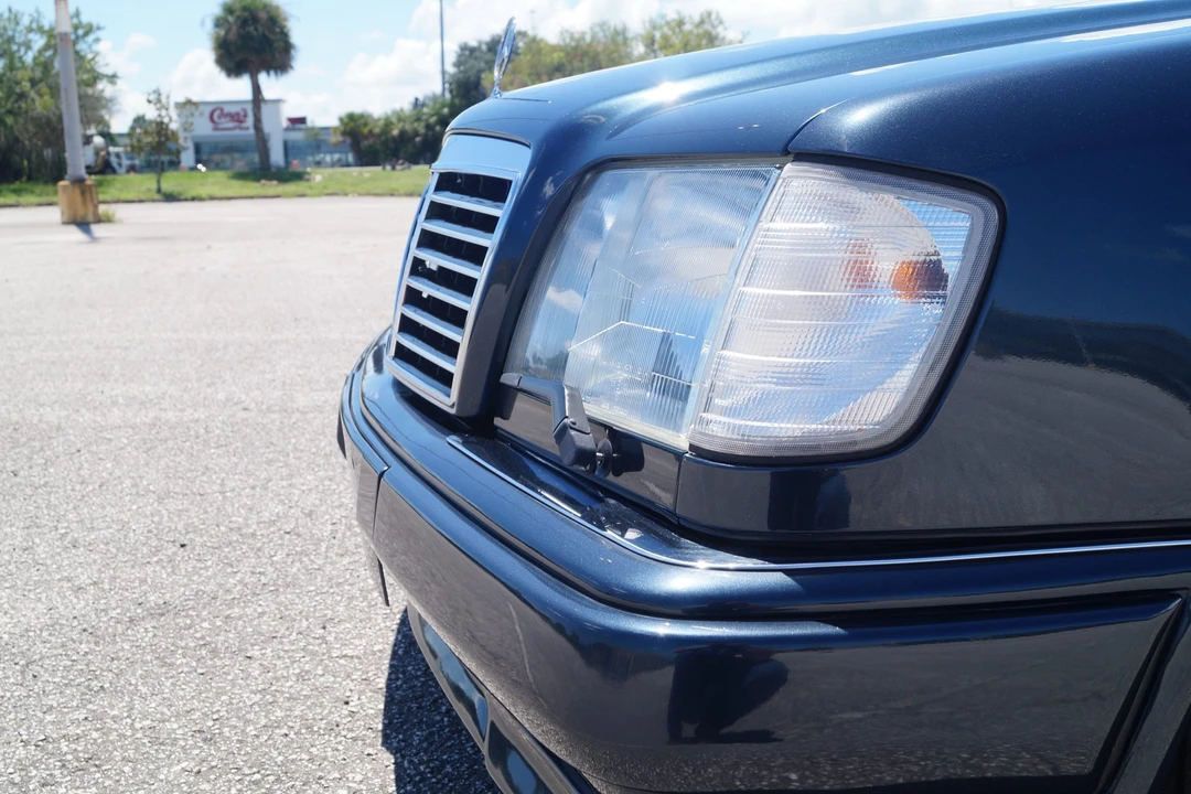 1995 Mercedes-Benz W124 E-Class - Image 17 of 31