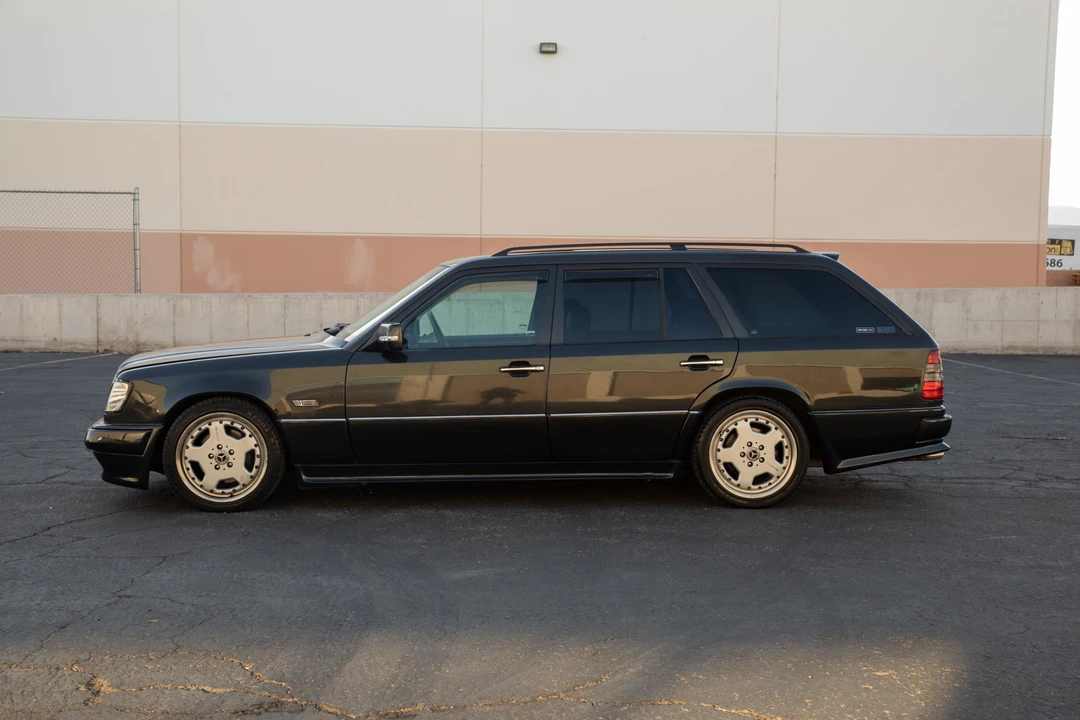 1995 Mercedes-Benz W124 E-Class - Image 14 of 31