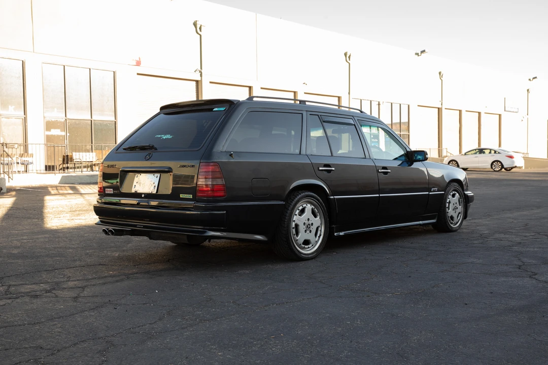 1995 Mercedes-Benz W124 E-Class - Image 24 of 31