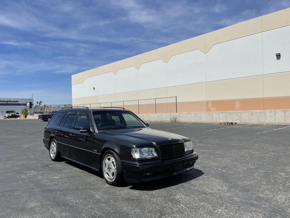1995 Mercedes-Benz W124 E-Class - Image 30 of 31