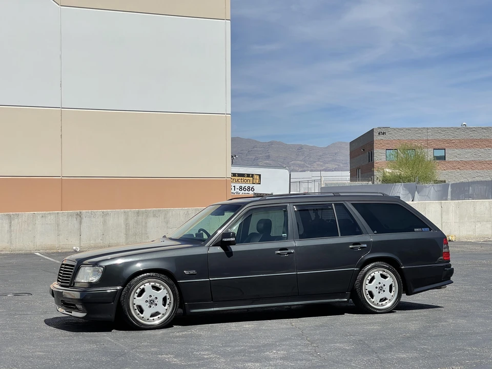 1995 Mercedes-Benz W124 E-Class - Image 12 of 31