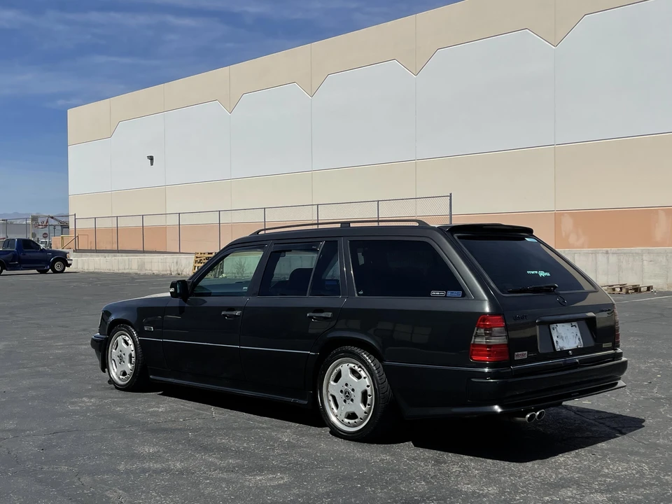 1995 Mercedes-Benz W124 E-Class - Image 17 of 31