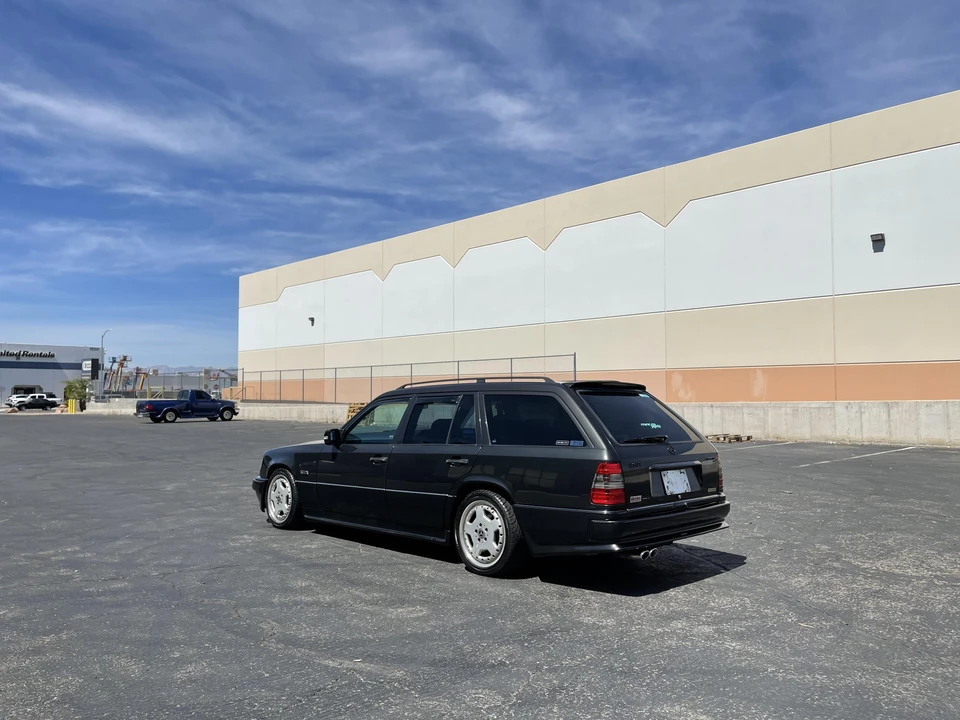 1995 Mercedes-Benz W124 E-Class - Image 16 of 31