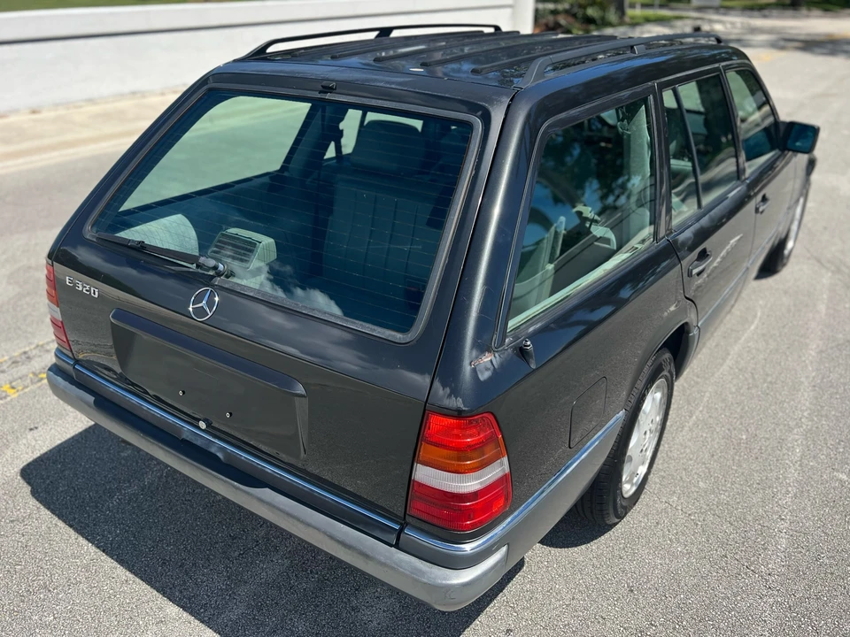 1995 Mercedes-Benz W124 E-Class - Image 6 of 31