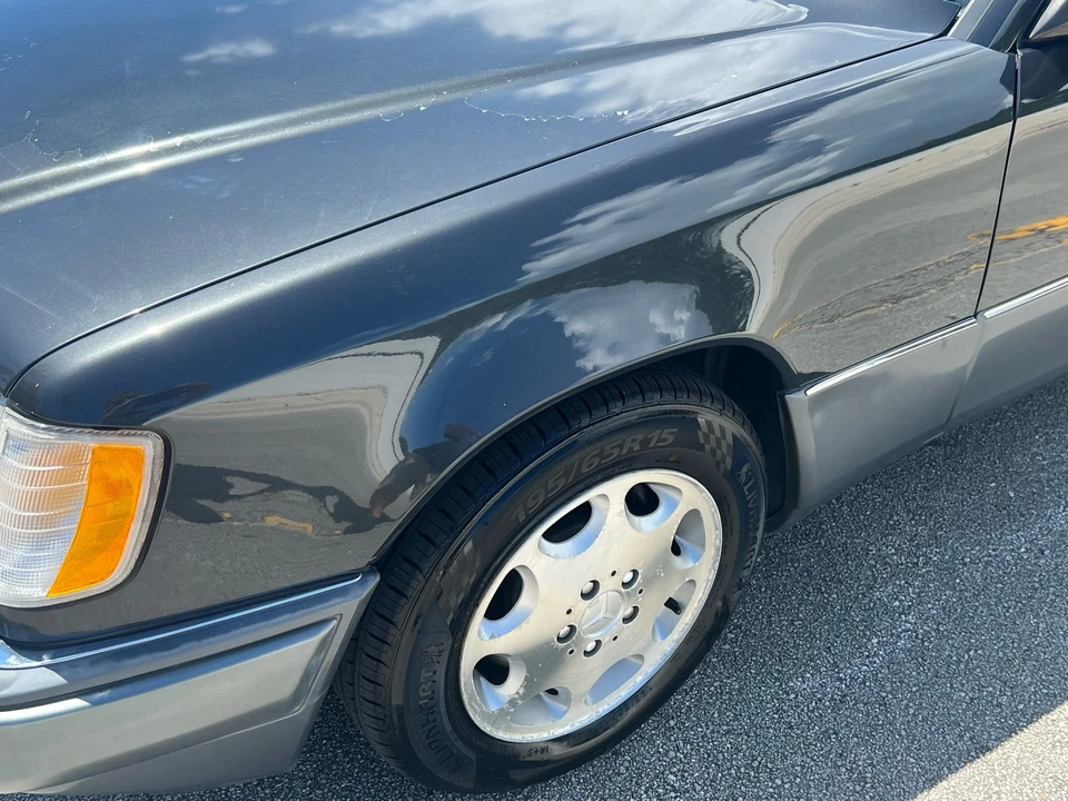 1995 Mercedes-Benz W124 E-Class - Image 30 of 31