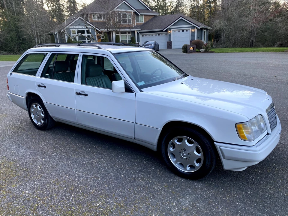 1995 Mercedes-Benz W124 E-Class - Image 10 of 31