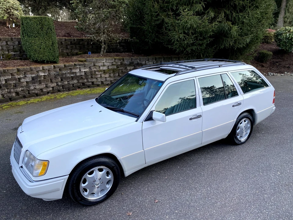 1995 Mercedes-Benz W124 E-Class - Image 5 of 31