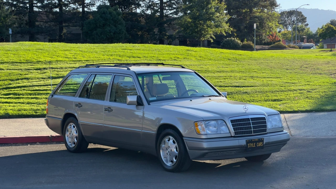 1995 Mercedes-Benz W124 E-Class - Image 21 of 31