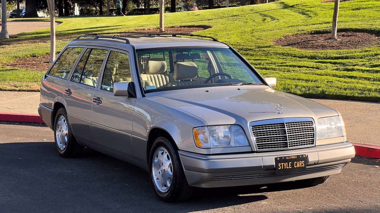 1995 Mercedes-Benz W124 E-Class - Image 27 of 31