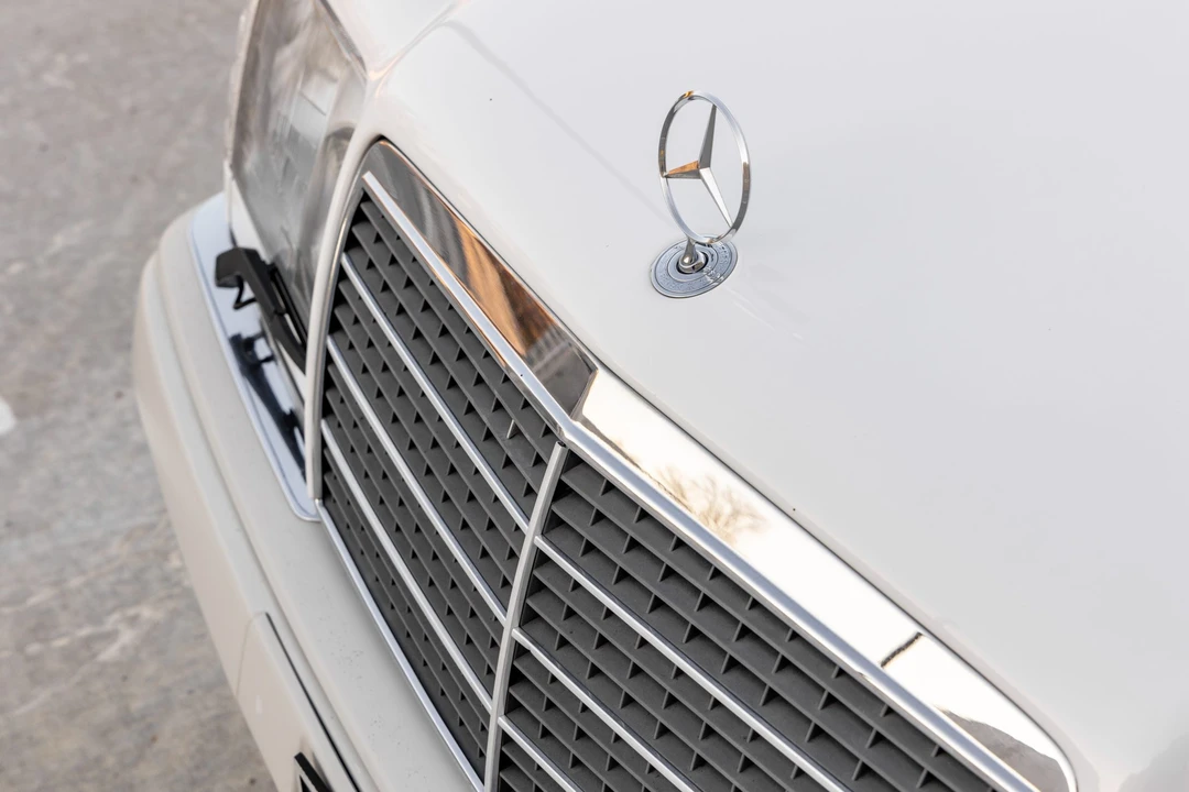 1995 Mercedes-Benz W124 E-Class - Image 24 of 31