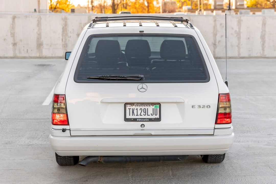 1995 Mercedes-Benz W124 E-Class - Image 7 of 31