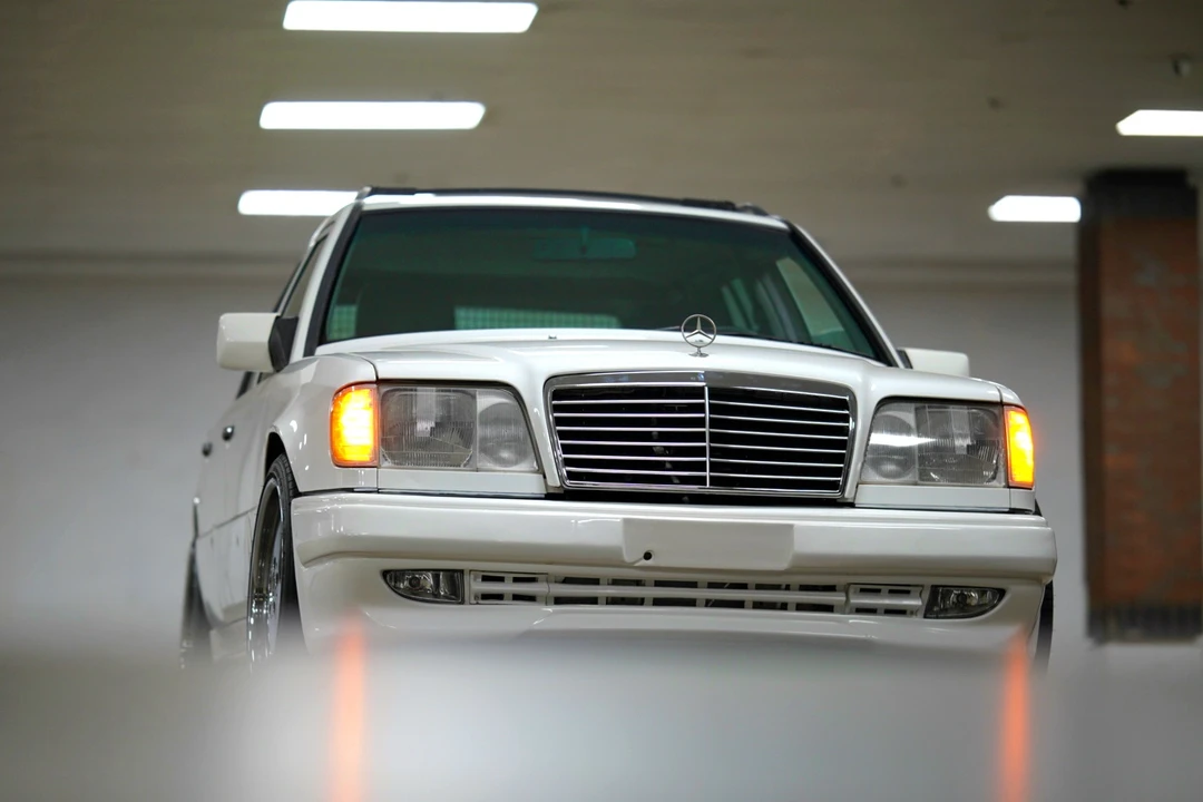 1995 Mercedes-Benz W124 E-Class - Image 16 of 31