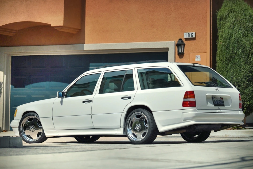 1995 Mercedes-Benz W124 E-Class - Image 25 of 31