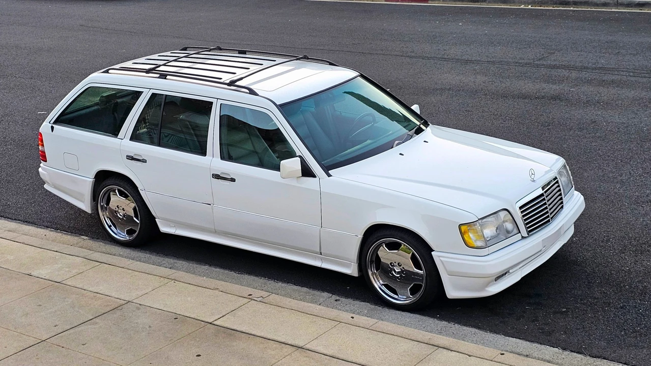 1995 Mercedes-Benz W124 E-Class - Image 28 of 31