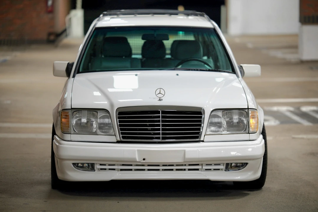 1995 Mercedes-Benz W124 E-Class - Image 17 of 31