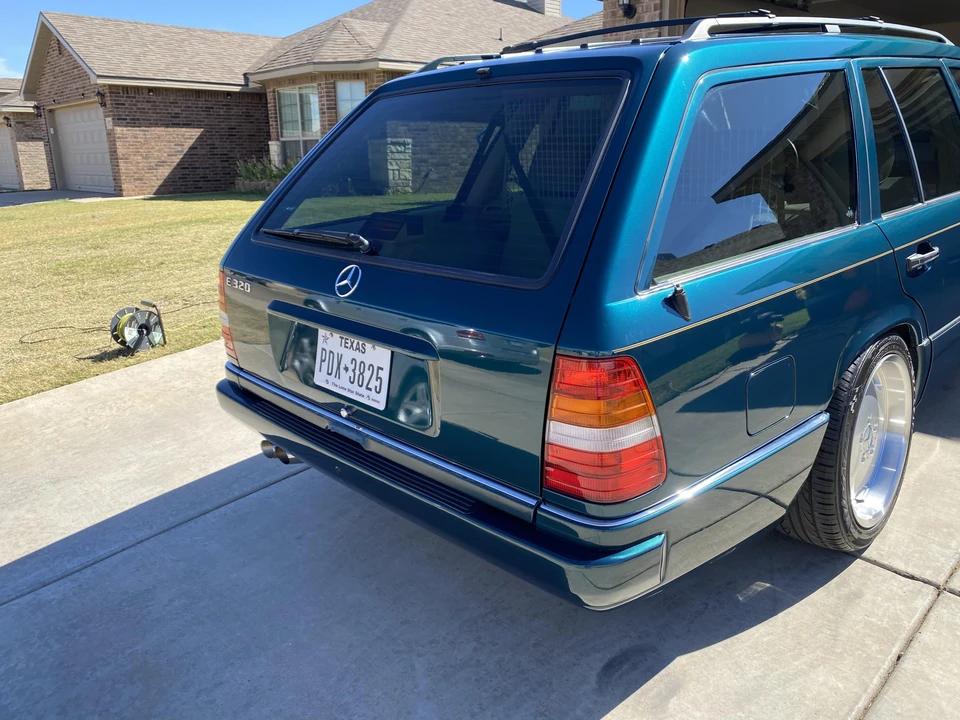 1995 Mercedes-Benz W124 E-Class - Image 16 of 31