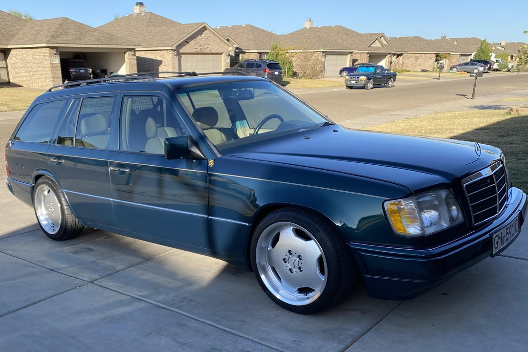 1995 Mercedes-Benz W124 E-Class - Image 3 of 31