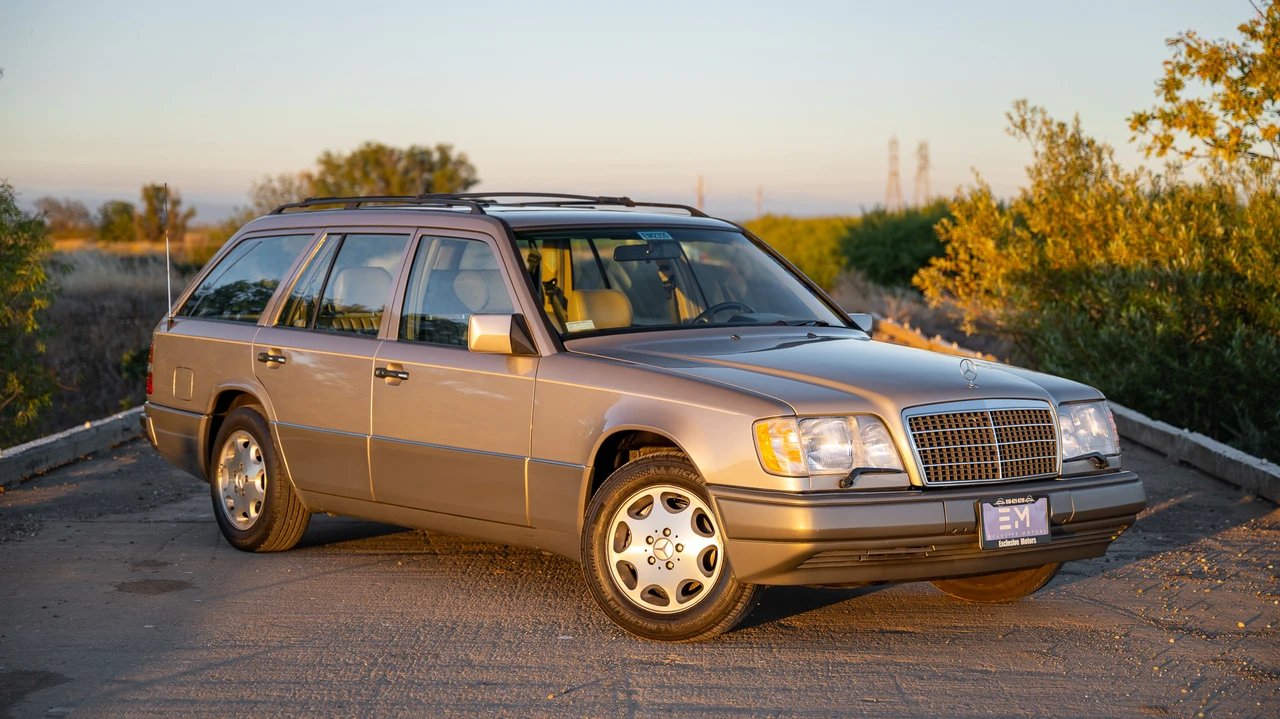 1995 Mercedes-Benz W124 E-Class - Image 14 of 31