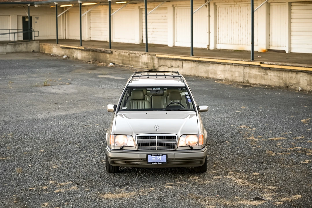 1995 Mercedes-Benz W124 E-Class - Image 18 of 31