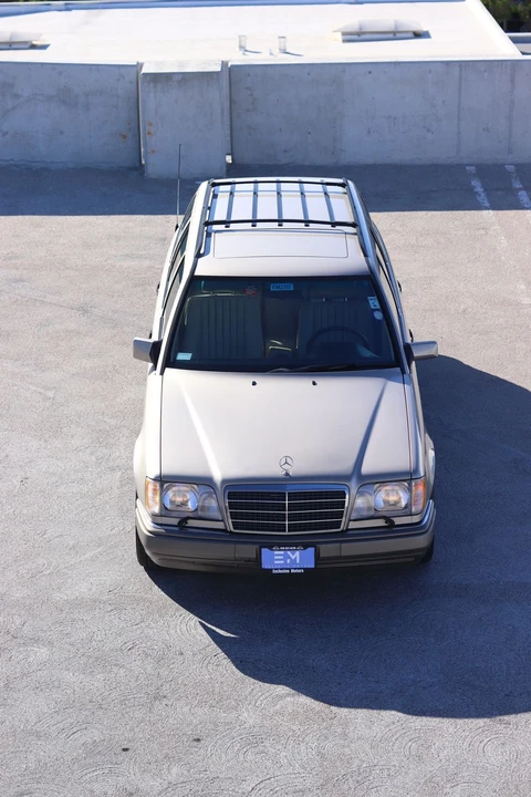 1995 Mercedes-Benz W124 E-Class - Image 28 of 31