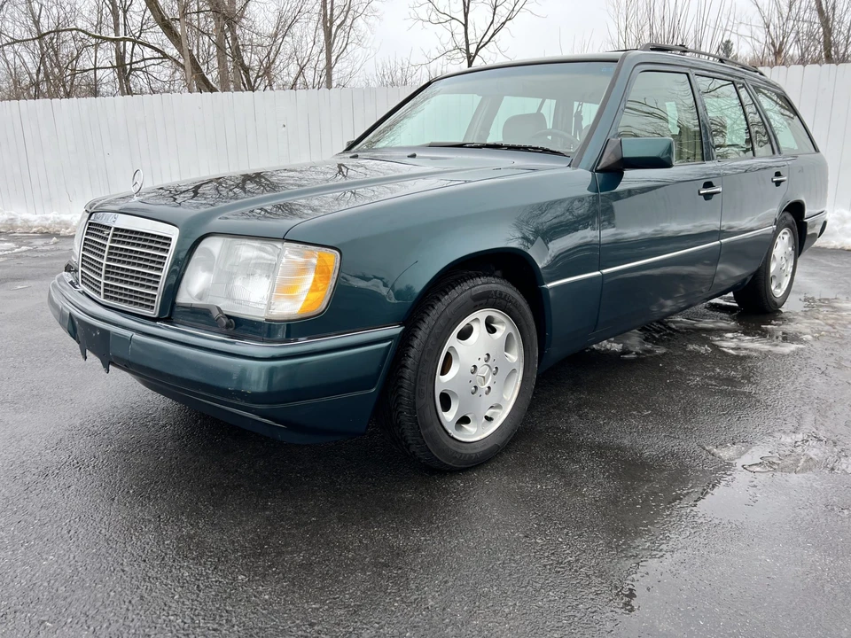 1995 Mercedes-Benz W124 E-Class - Image 10 of 31