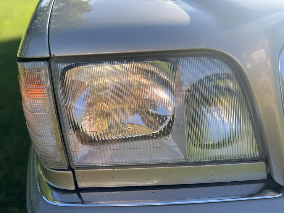 1995 Mercedes-Benz W124 E-Class - Image 30 of 31