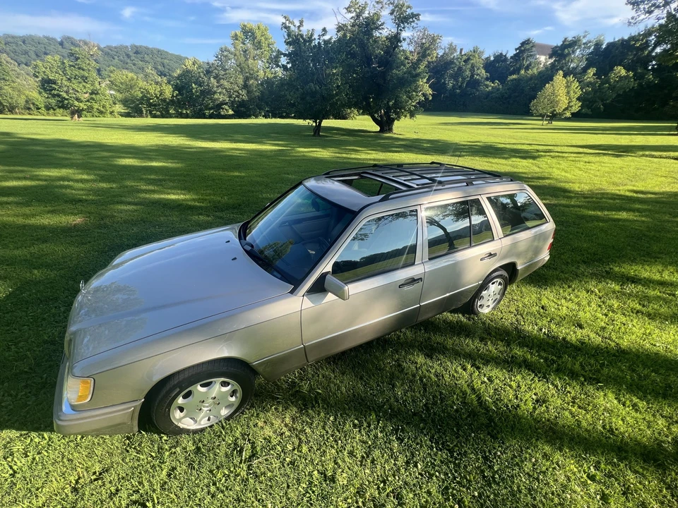 1995 Mercedes-Benz W124 E-Class - Image 16 of 31