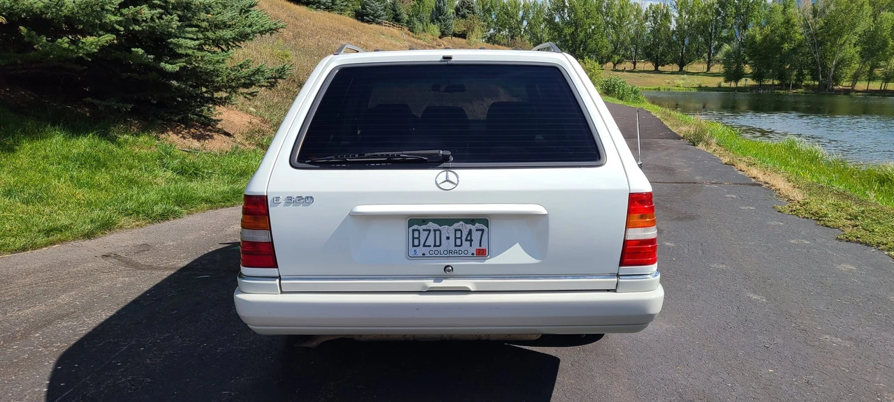 1995 Mercedes-Benz W124 E-Class - Image 9 of 31
