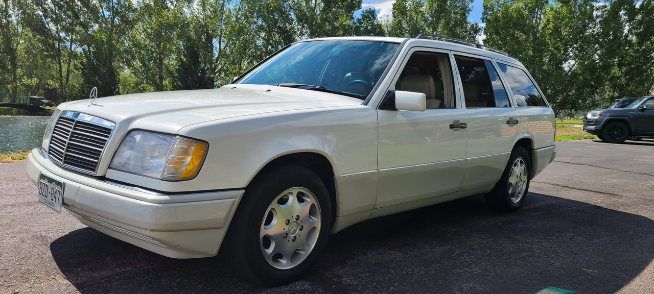 1995 Mercedes-Benz W124 E-Class - Image 16 of 31