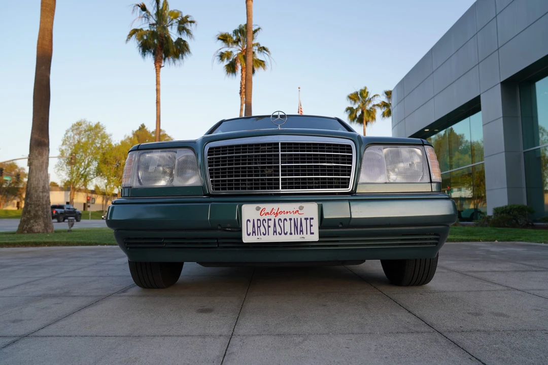 1995 Mercedes-Benz W124 E-Class - Image 13 of 31
