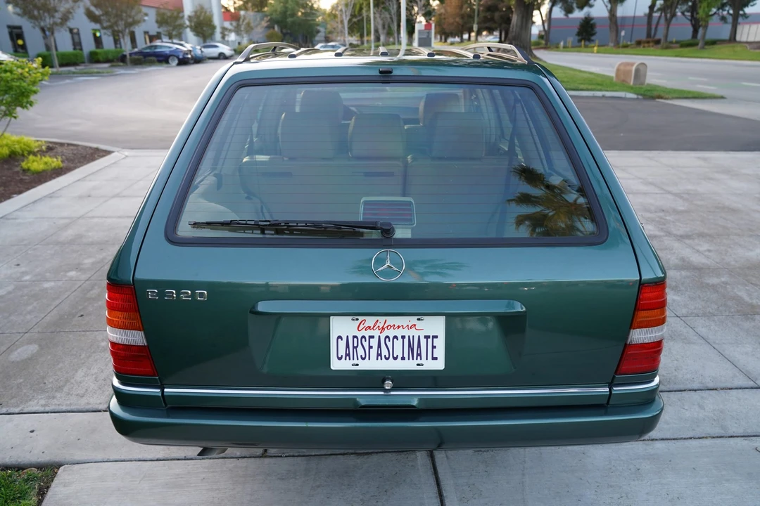 1995 Mercedes-Benz W124 E-Class - Image 7 of 31