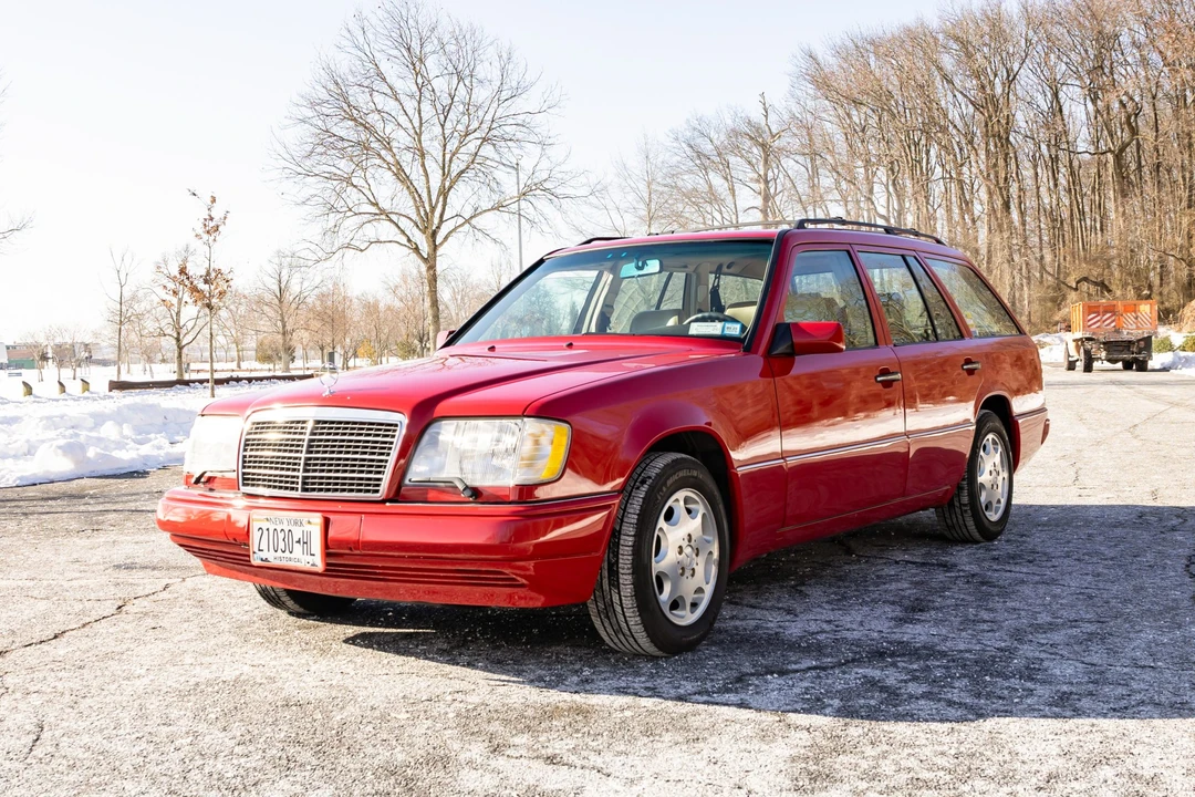 1995 Mercedes-Benz W124 E-Class - Image 8 of 31