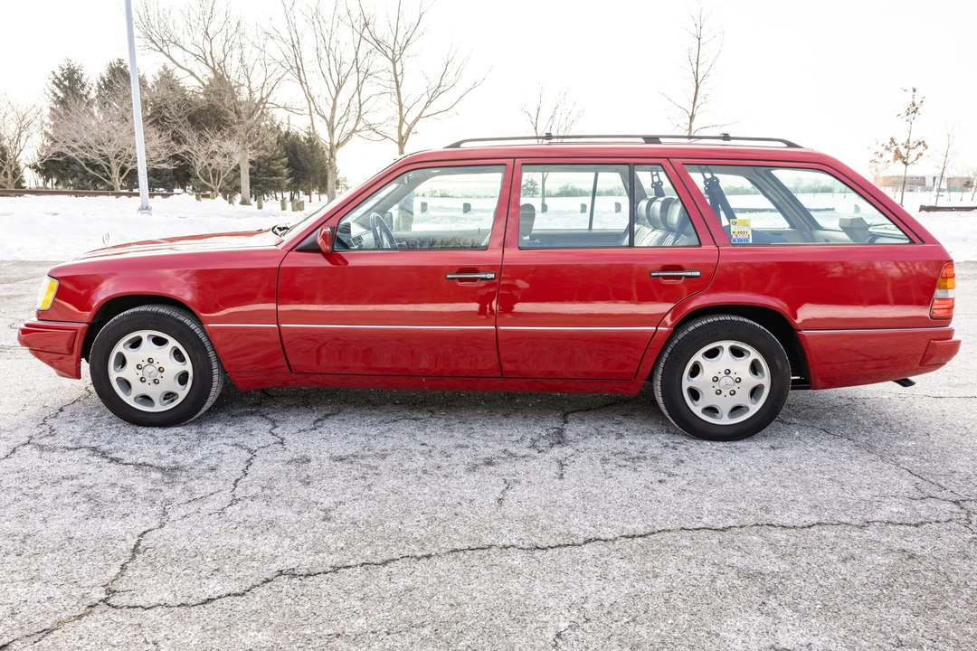 1995 Mercedes-Benz W124 E-Class - Image 7 of 31